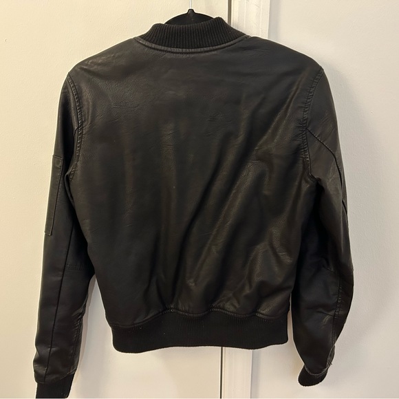 Ci Sono Black Faux Leather Bomber Jacket with Sherling Line; size S - Picture 5 of 5